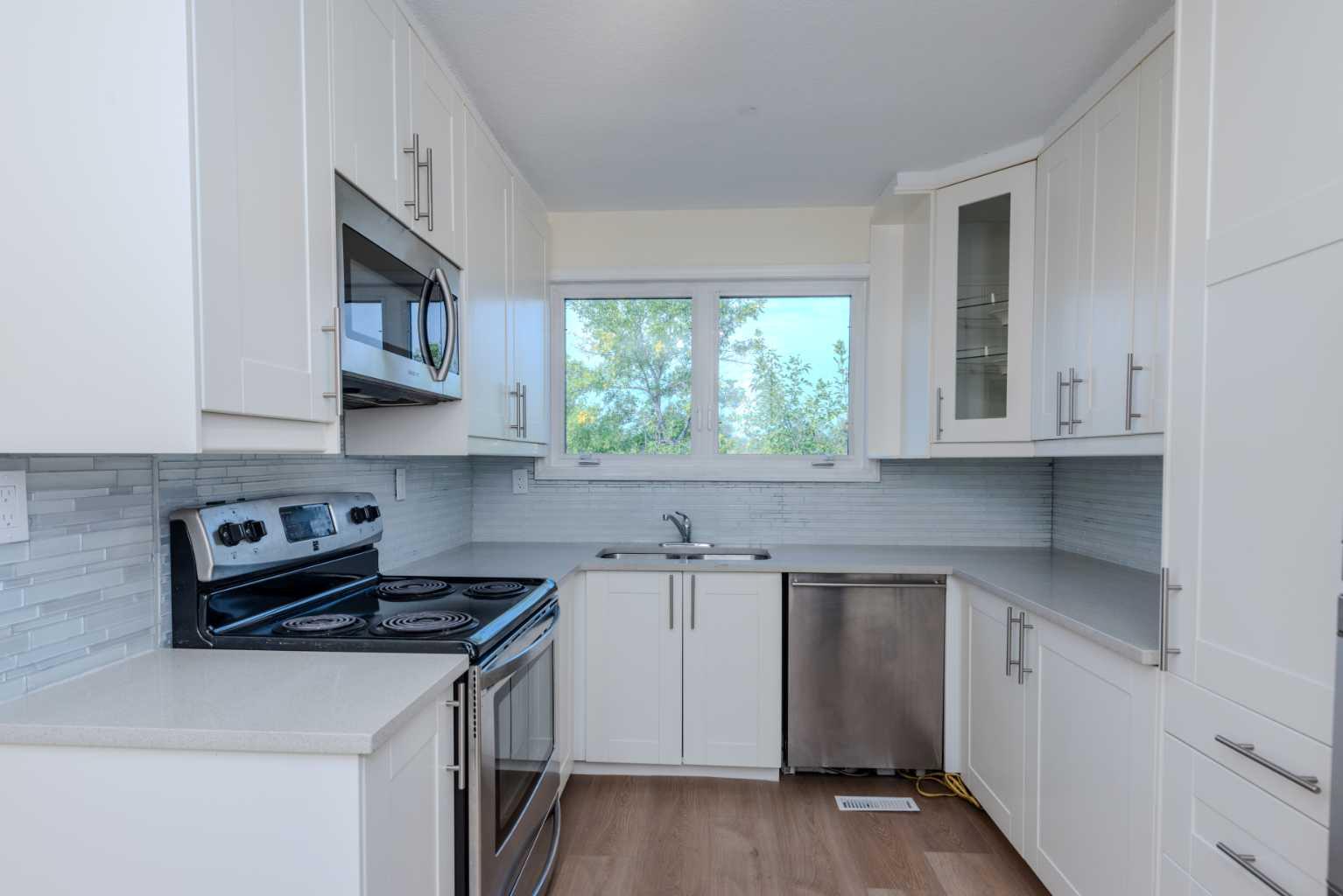 301 Fonda Way SE
