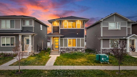 Photo of 834 Bayview Terrace SW, Airdrie, AB T4B 5M5 (MLS # A2331544)