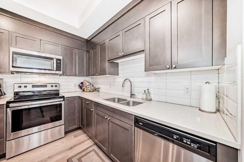 Photo of 30 Shawnee Common SW #402, Calgary, AB T2Y 0R1 (MLS # A2335329)