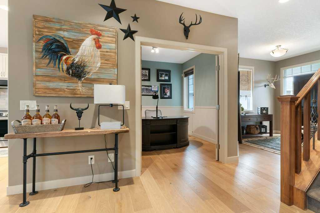 84 Panatella Manor NW