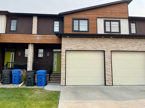 Photo of 430 Highlands Boulevard W #3, Lethbridge, AB T1J 5K5 (MLS # A2349732)