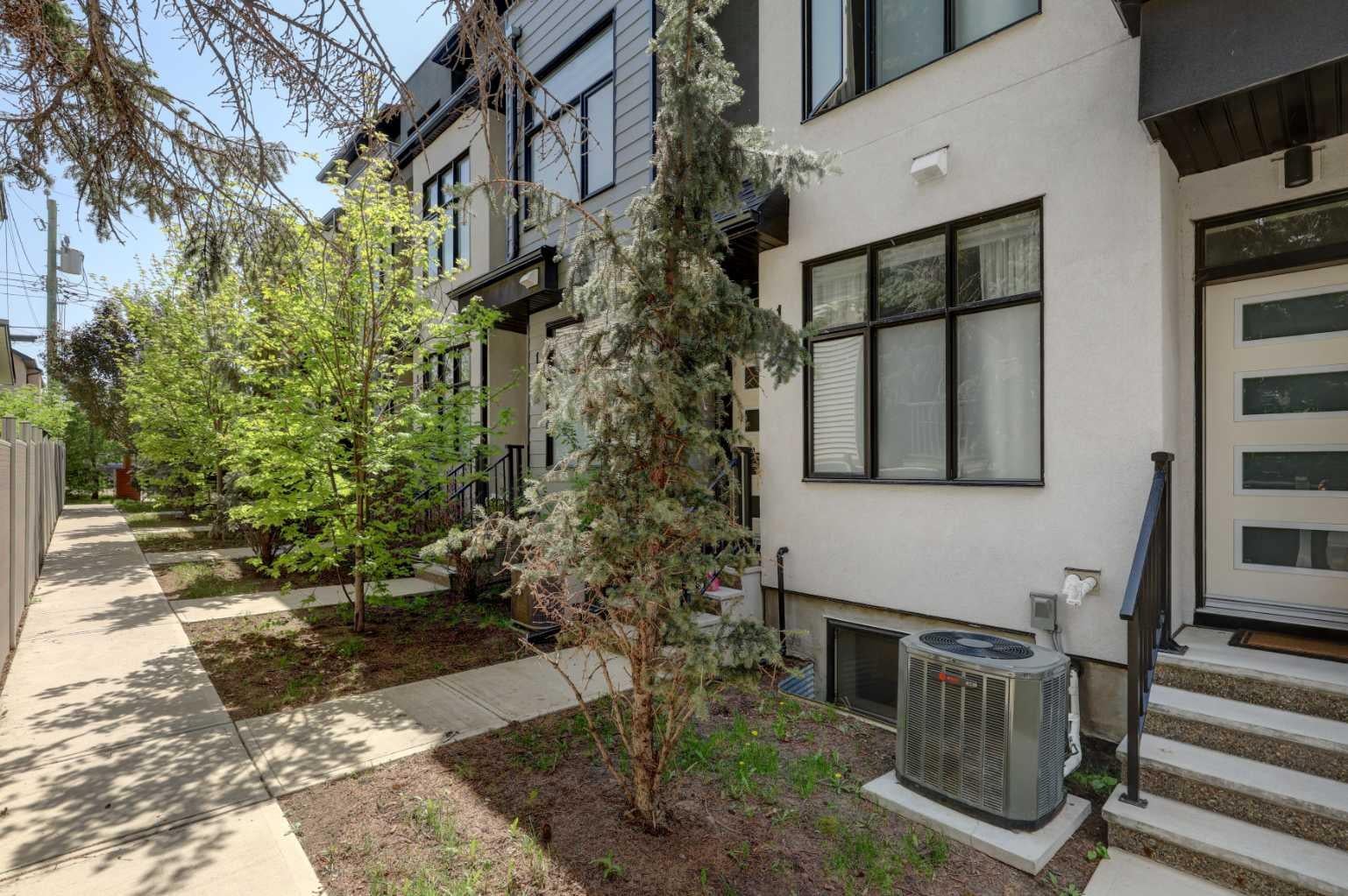 408 27 Avenue NE 111