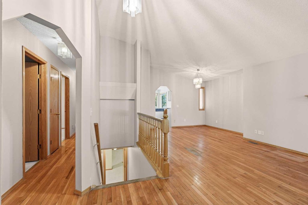 Photo of 507 Hidden Vale Place NW, Calgary, AB T3A 5B7 (MLS # A2352573)