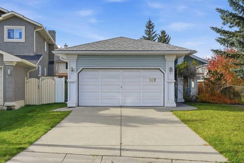 Photo of 507 Hidden Vale Place NW, Calgary, AB T3A 5B7 (MLS # A2352573)