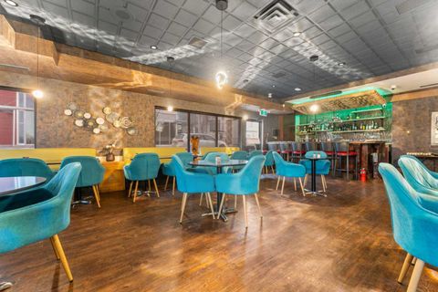 3220 17 Avenue SW Calgary AB T3E 0B4