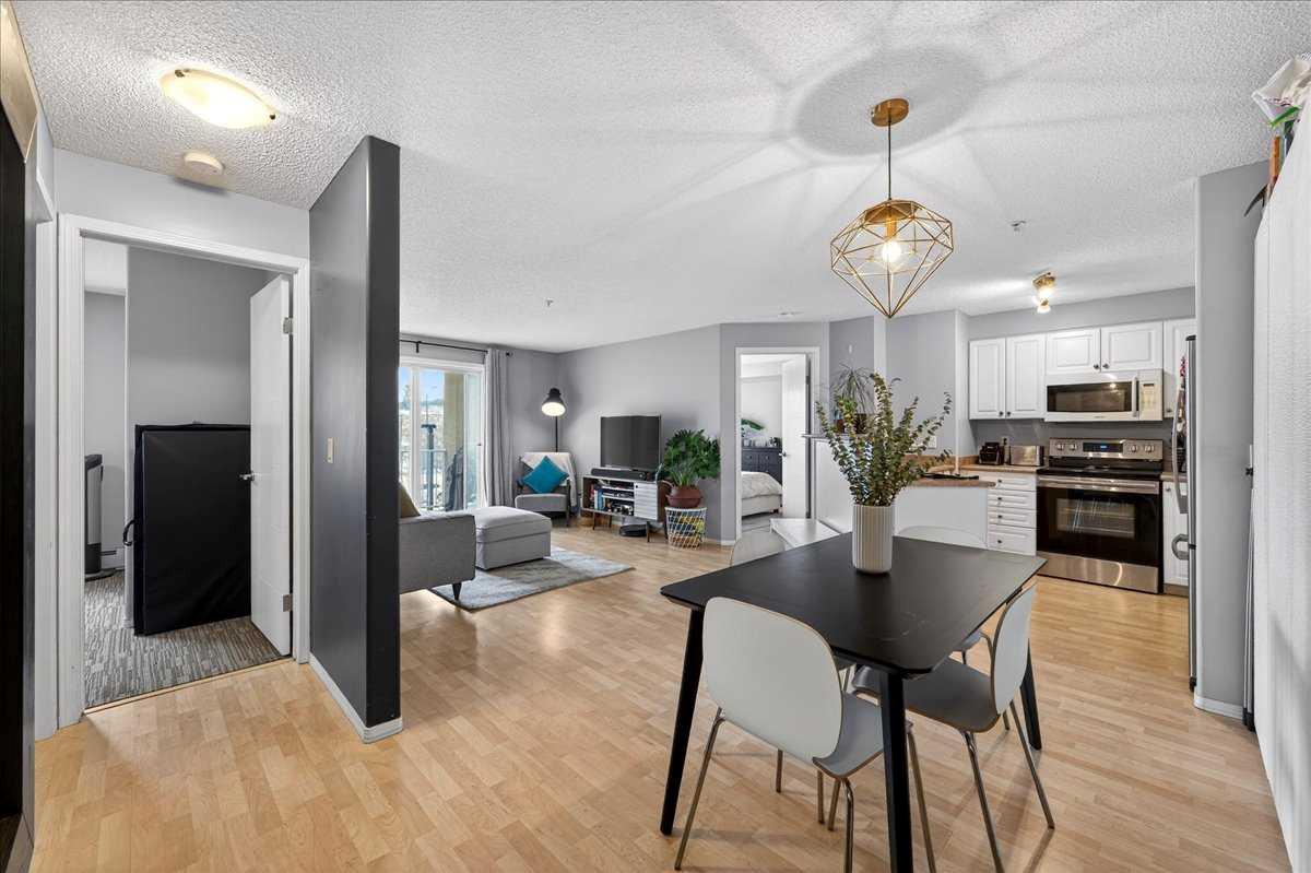 2000 Citadel Meadow Point NW 206