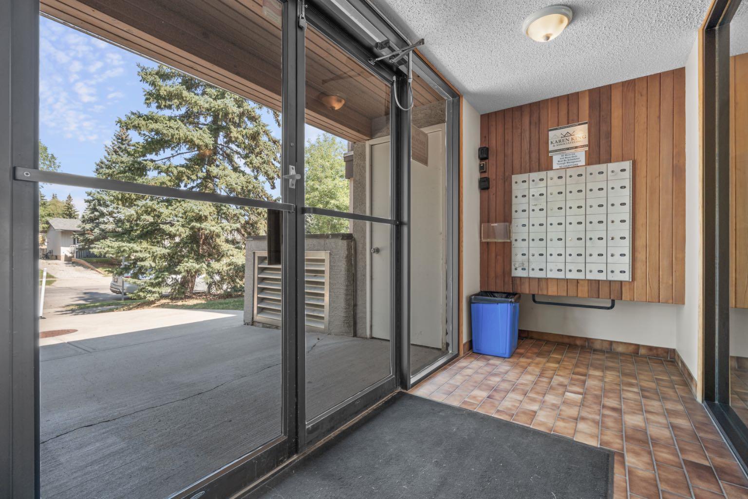 280 Banister Drive 207