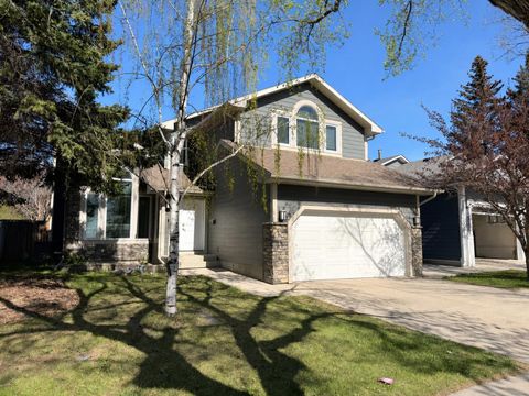 Photo of 55 Millrise Way SW, Calgary, AB T2Y 2M7 (MLS # A2310461)