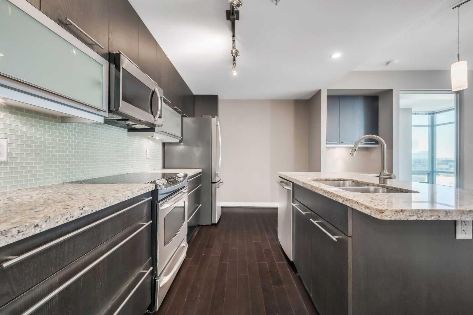 215 13 Avenue SW 2001