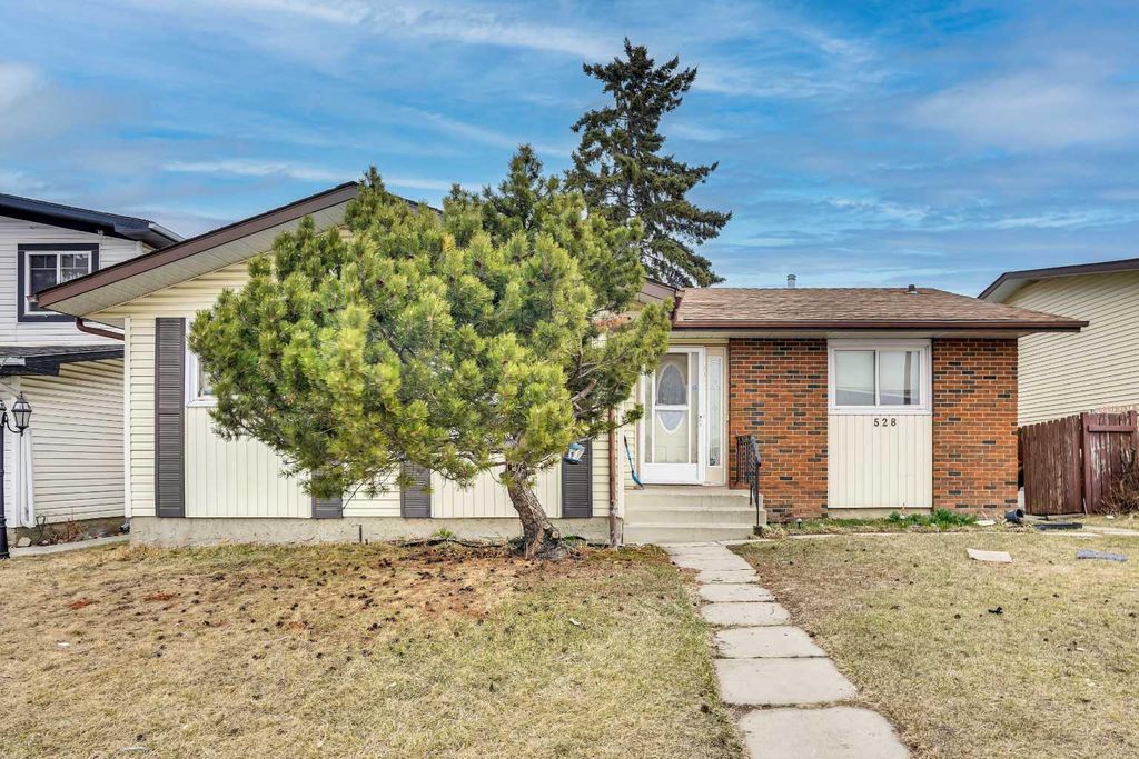 Photo of 528 Whiteridge Way NE, Calgary, AB T1Y 2Y4 (MLS # A2305806)