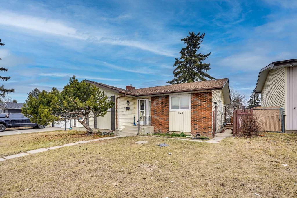 Photo of 528 Whiteridge Way NE, Calgary, AB T1Y 2Y4 (MLS # A2305806)