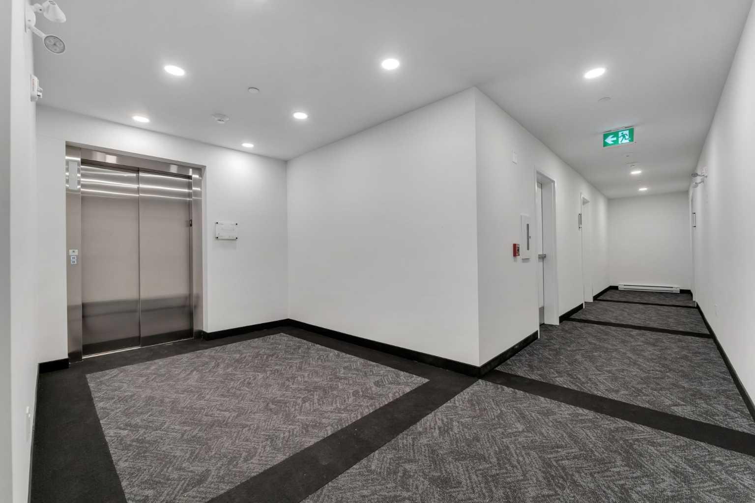 8370 Broadcast Avenue SW 401