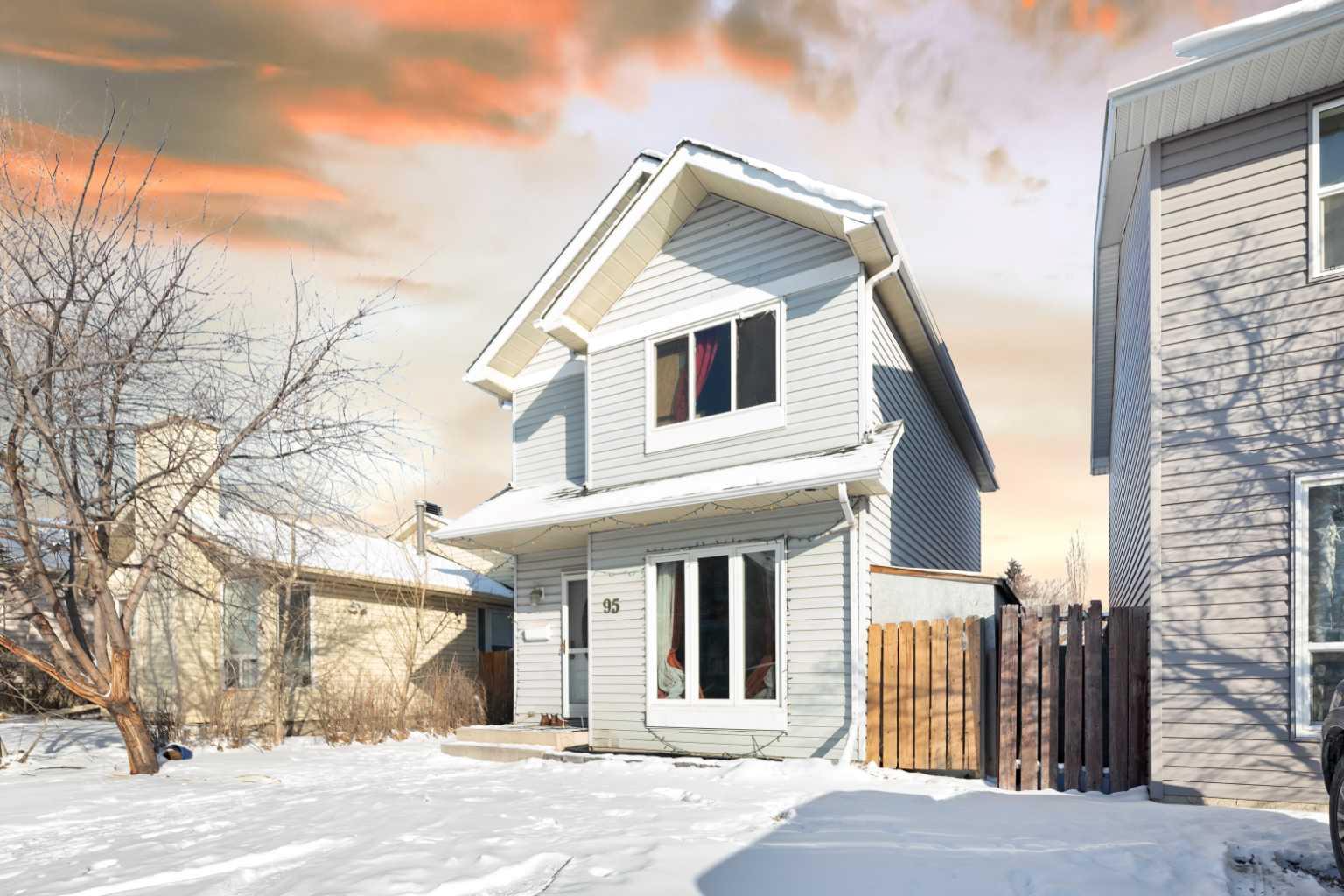 95 Castlegreen Close NE