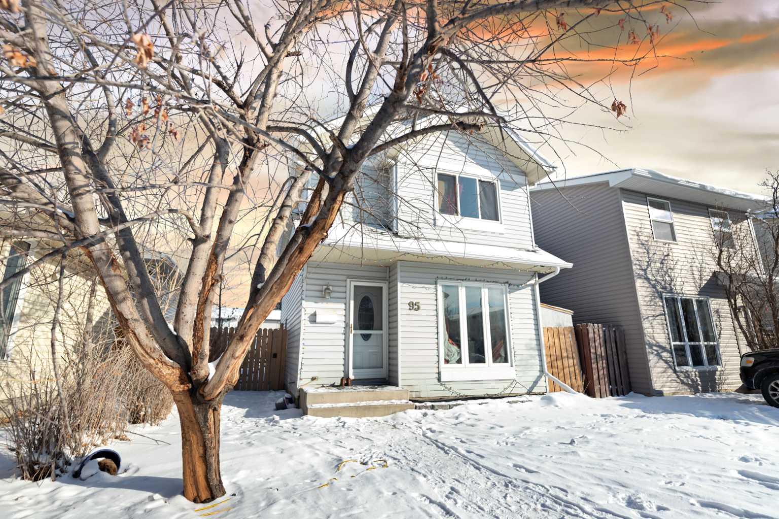 95 Castlegreen Close NE
