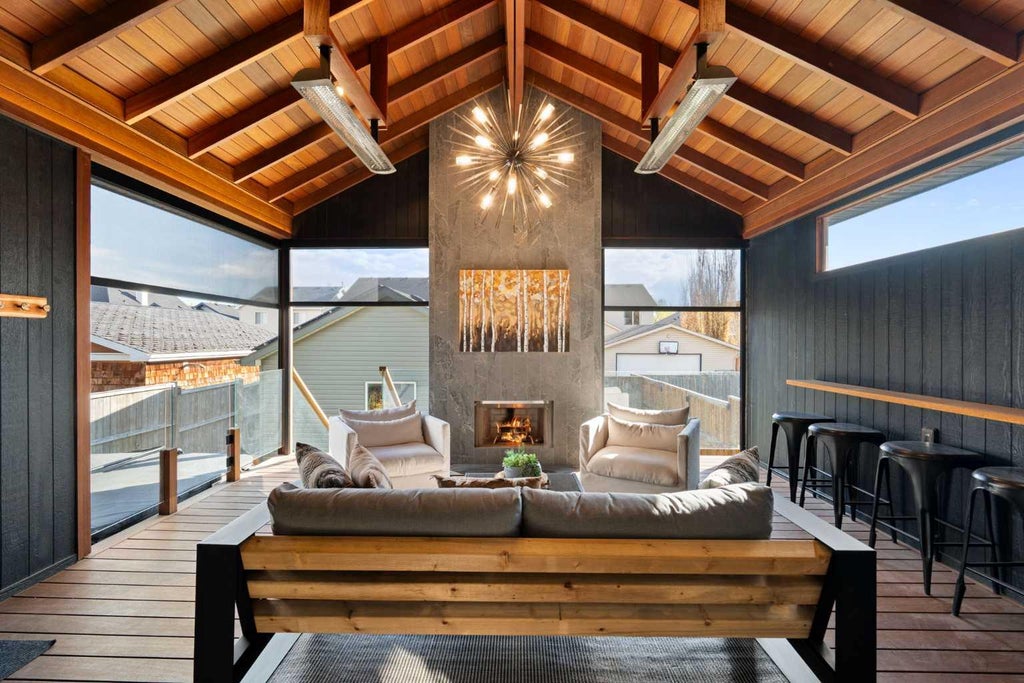 Photo of 136 Prestwick Estate Way SE, Calgary, AB T2Z 3Z2 (MLS # A2312293)