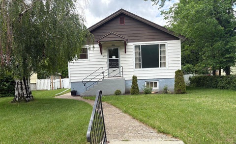 Photo of 812 6 Street S, Lethbridge, AB T1J 2E8 (MLS # A2305318)