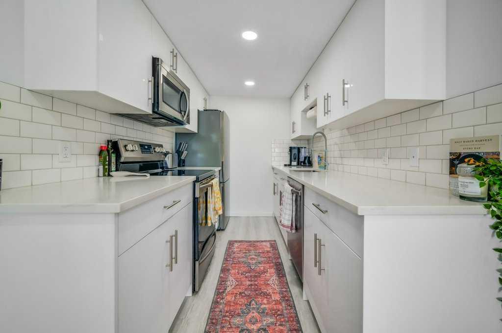 200 Brookpark Drive SW 525