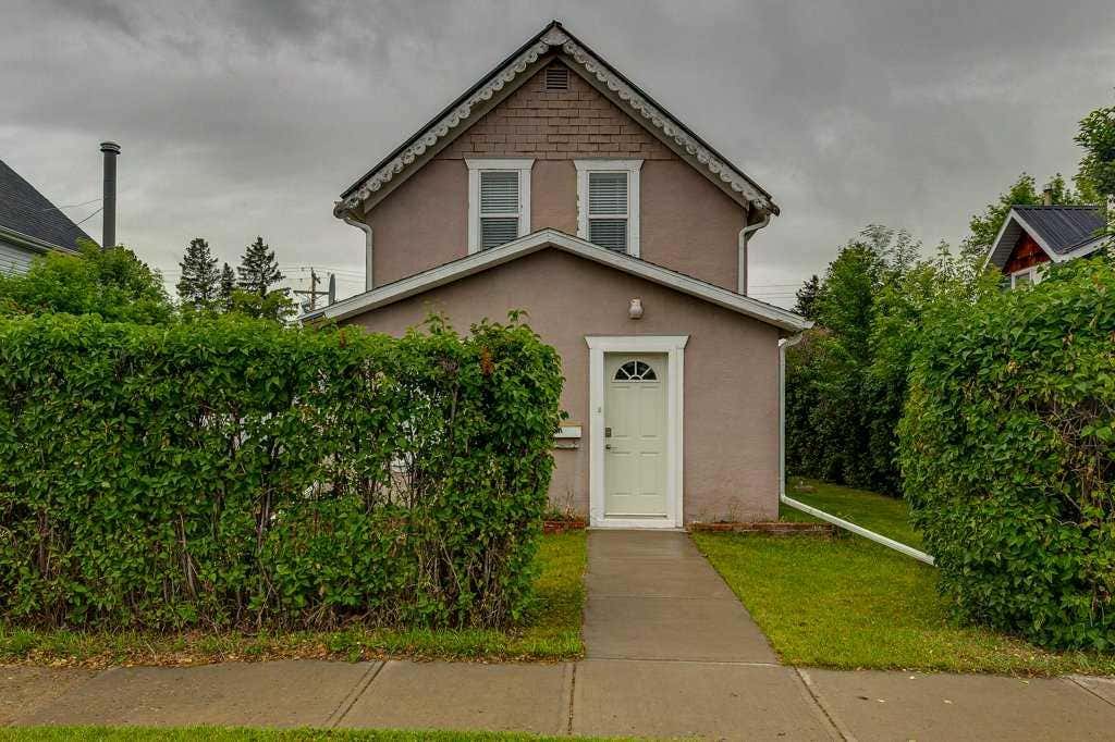 Photo of 4515 50 Avenue, Innisfail, AB T4G 1R3 (MLS # A2322128)