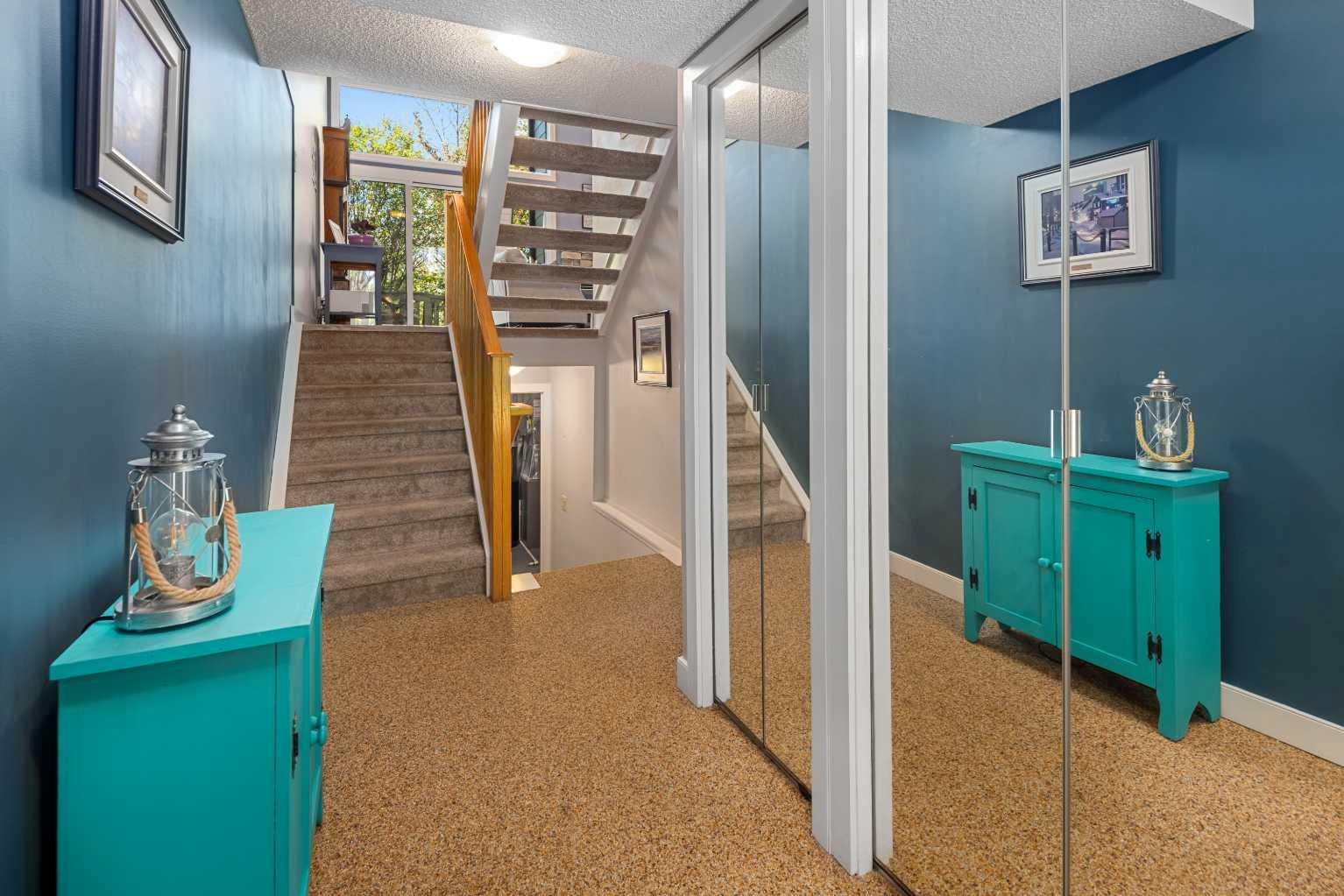 185 Woodridge Drive SW 3