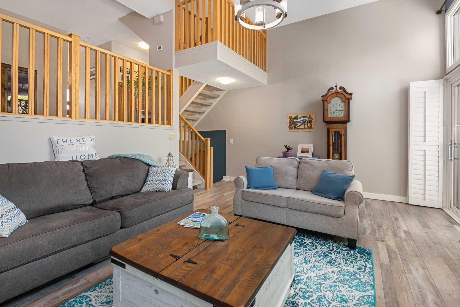 185 Woodridge Drive SW 3