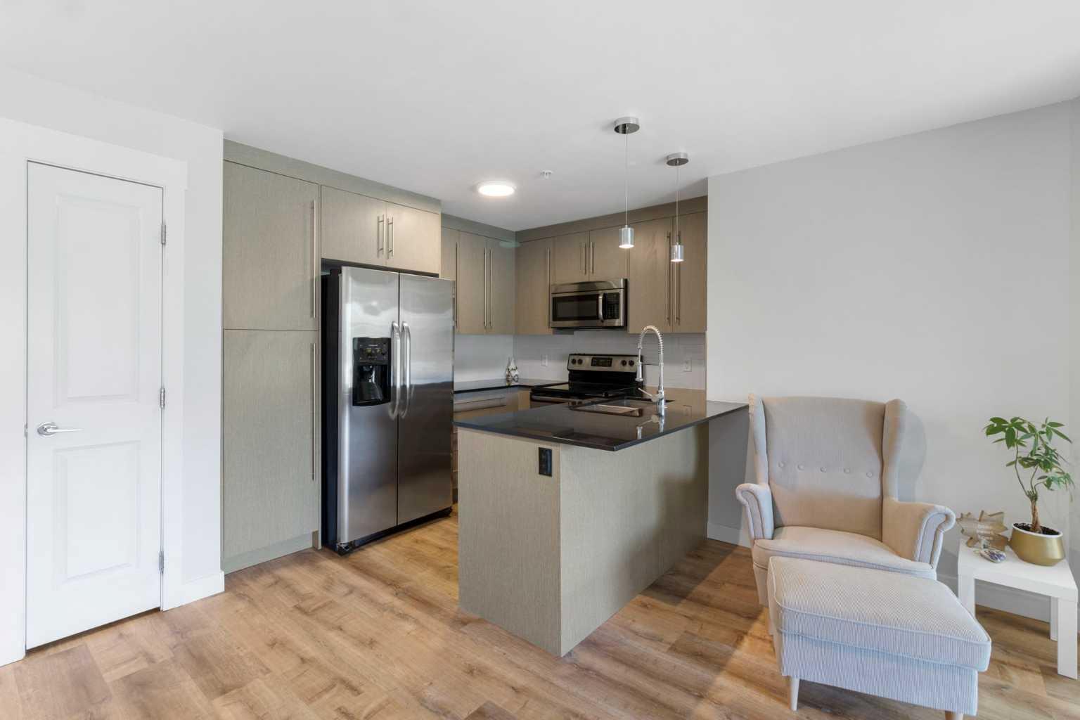 11 Mahogany Row SE 1312