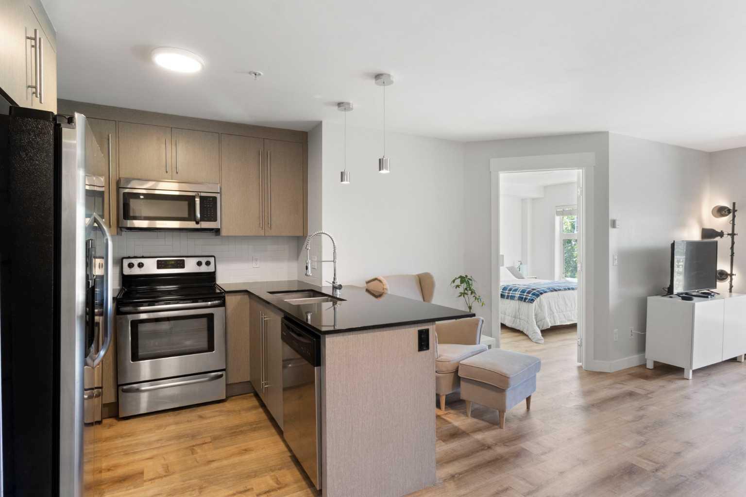 11 Mahogany Row SE 1312