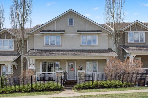 Photo of 8 Ypres Lane SW, Calgary, AB T2T 6M9 (MLS # A2306239)