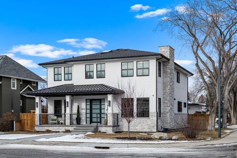 1604 48 Avenue SW Calgary AB T2T 2S8