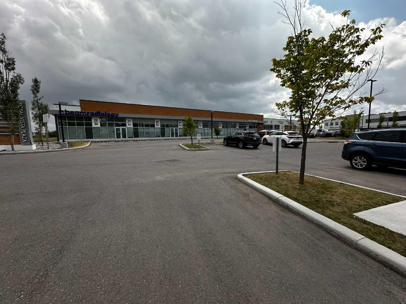 11 Royal Vista Drive NW 1210