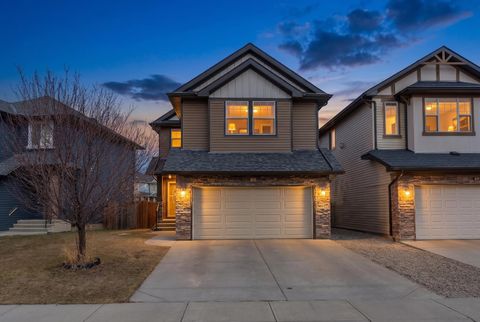 Photo of 32 Panatella Row NW, Calgary, AB T3K 0V5 (MLS # A2301630)
