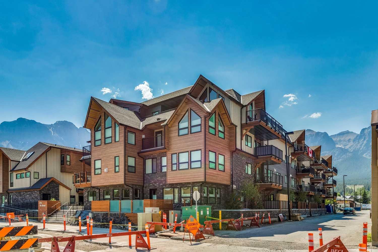 810 7th Street 401
