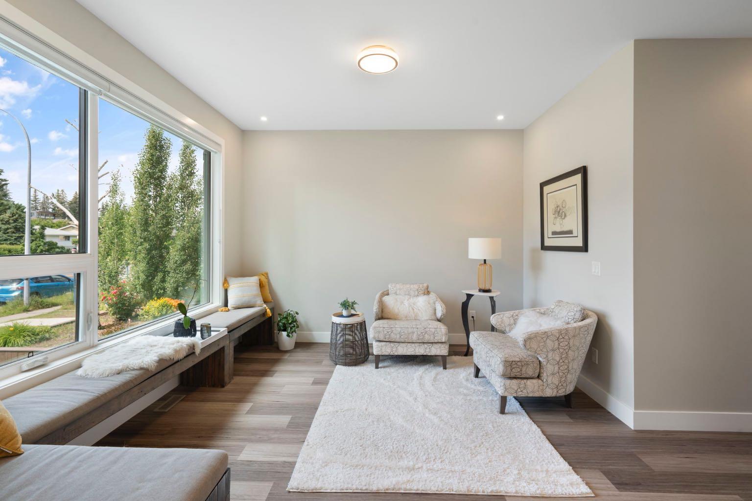 100 Cambrian Drive NW