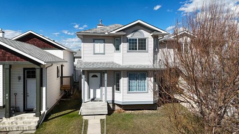 Photo of 41 Los Alamos Crescent NE, Calgary, AB T1Y 7E9 (MLS # A2304867)
