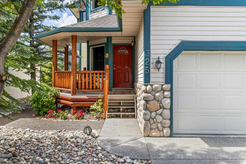 325 lady Macdonald Crescent