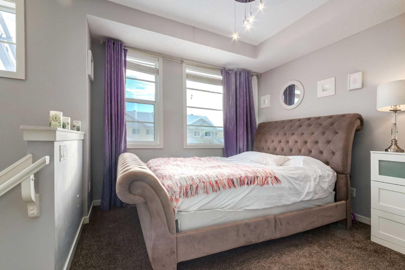 415 Saddlemont Boulevard NE