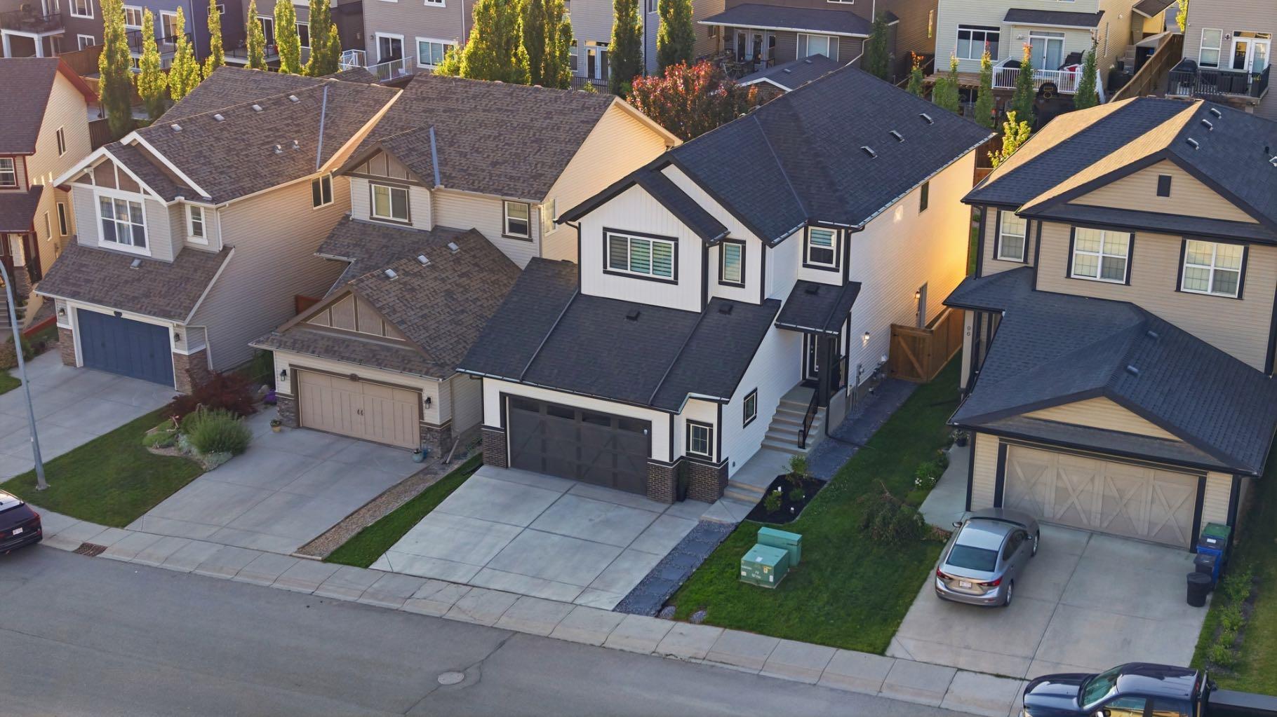 92 Heritage Hill
