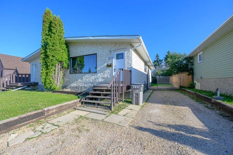 Photo of 9413 123 Avenue, Grande Prairie, AB T8V 5Y4 (MLS # A2331459)