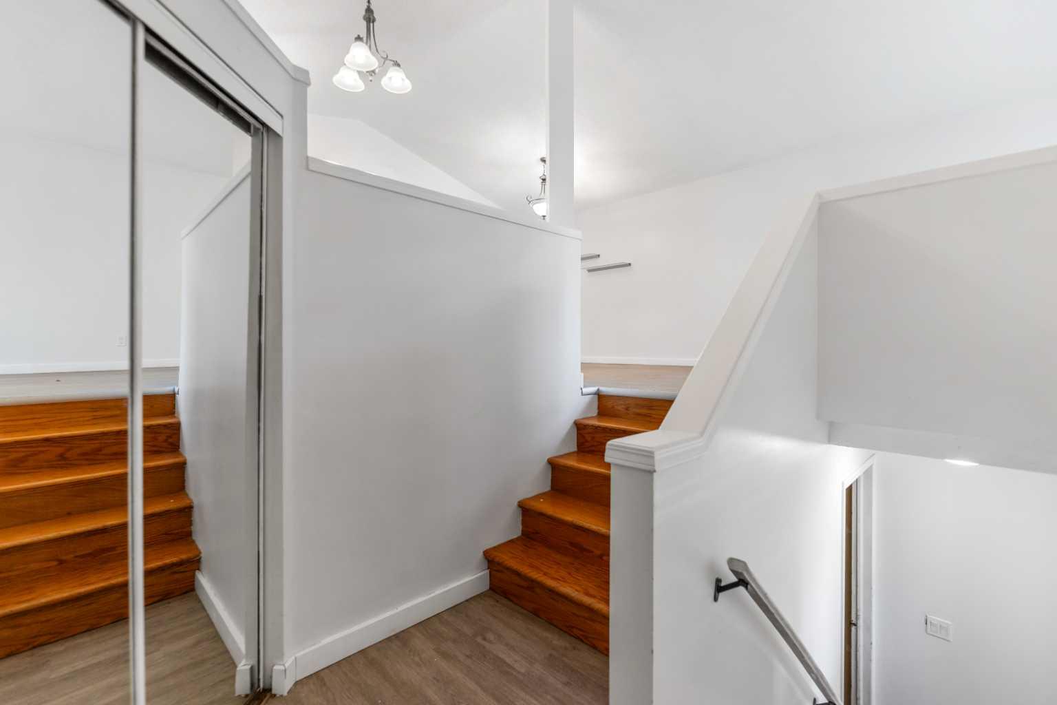 15 Erin Green Way SE