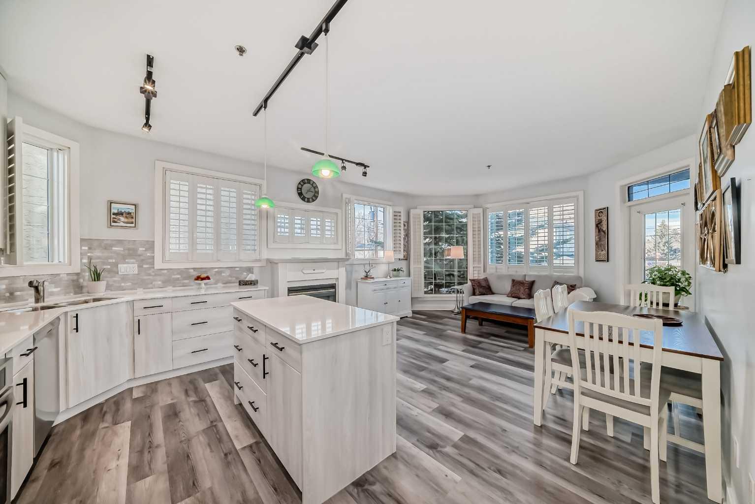 3412 Parkdale Boulevard NW 201