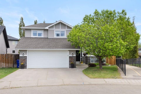 Photo of 128 Hillcrest Cape, Strathmore, AB T1P 0A4 (MLS # A2313474)