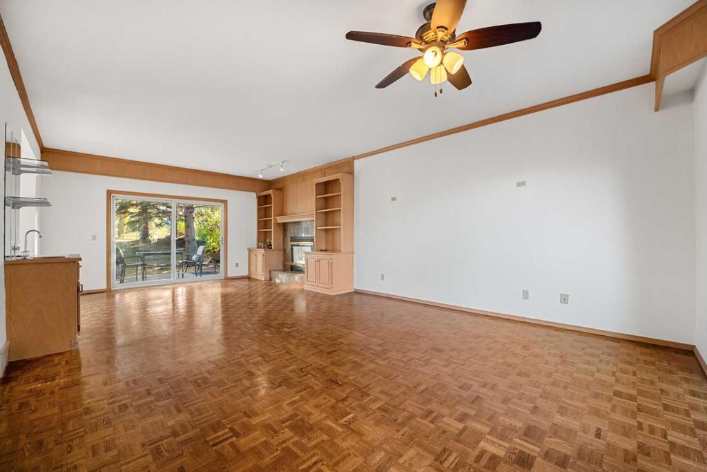 Photo of 907 Shawnee Drive SW, Calgary, AB T2Y 2G8 (MLS # A2263758)