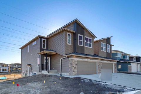 285 Dawson Wharf Road Chestermere AB T1X 2W4