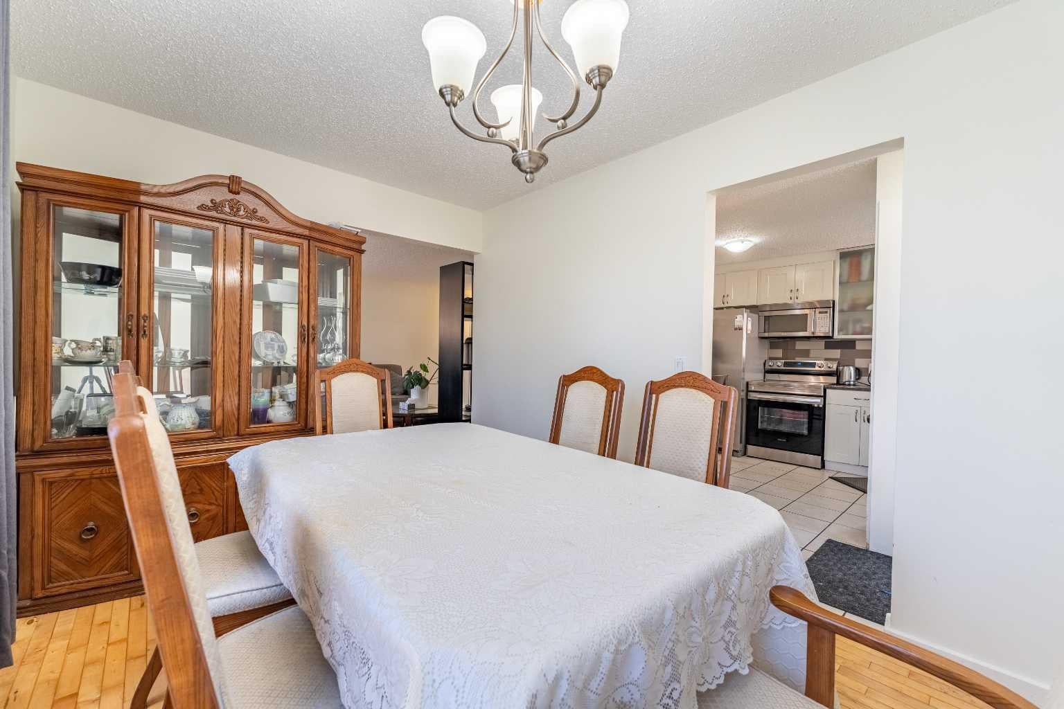 44 Templehill Drive NE