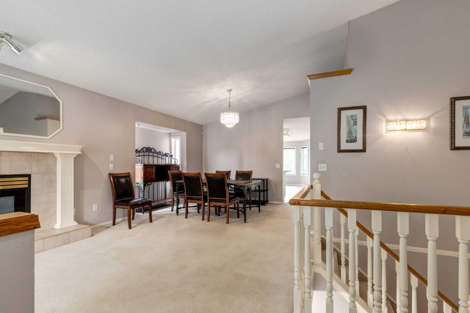 259 Riverview Close SE