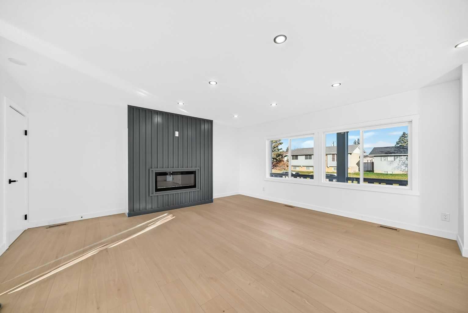 911 Penmeadows Road SE
