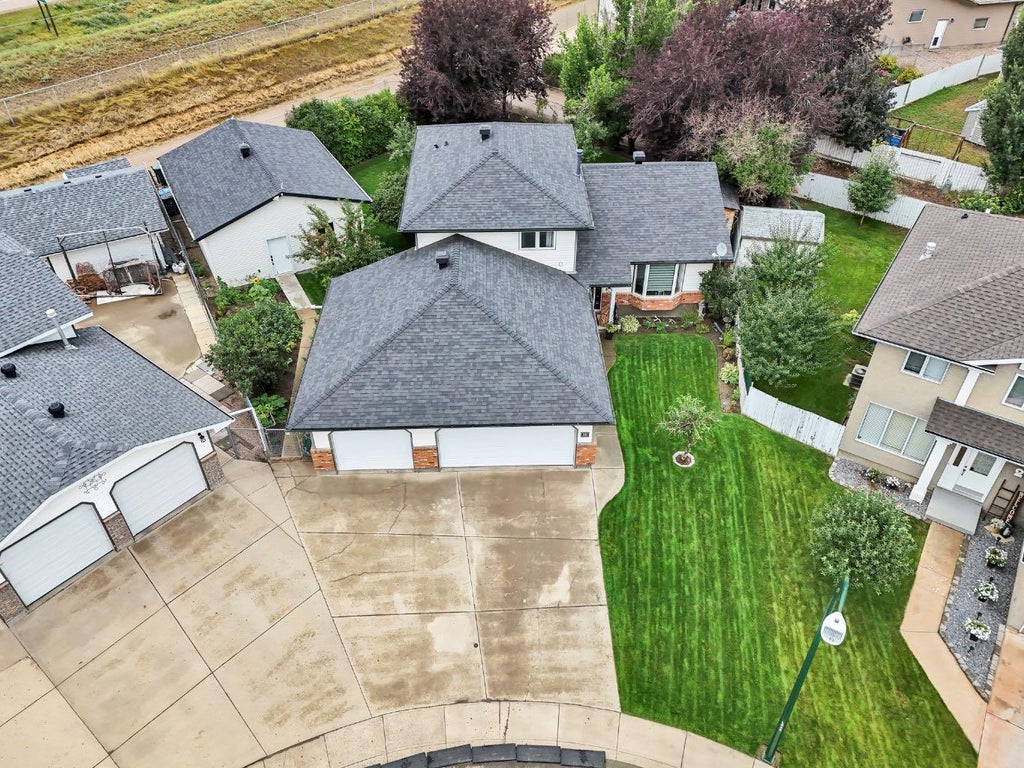 Photo of 28 Turner Circle SE, Medicine Hat, AB T1B 4H9 (MLS # A2337512)