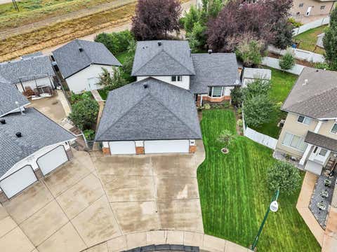 Photo of 28 Turner Circle SE, Medicine Hat, AB T1B 4H9 (MLS # A2337512)