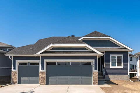 Photo of 204 Monterey Bay SE, High River, AB T1V 0J7 (MLS # A2323940)