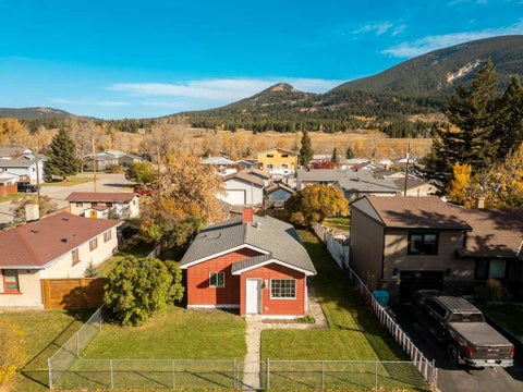 Photo of 11713 20 Avenue, Blairmore, AB T0K 0E0 (MLS # A2350696)