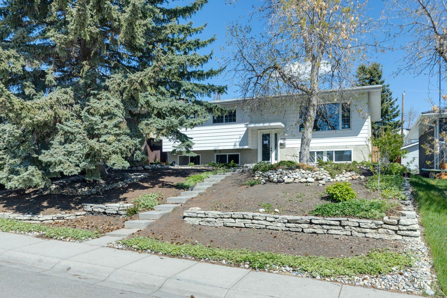 6928 Hunterbow Crescent NW